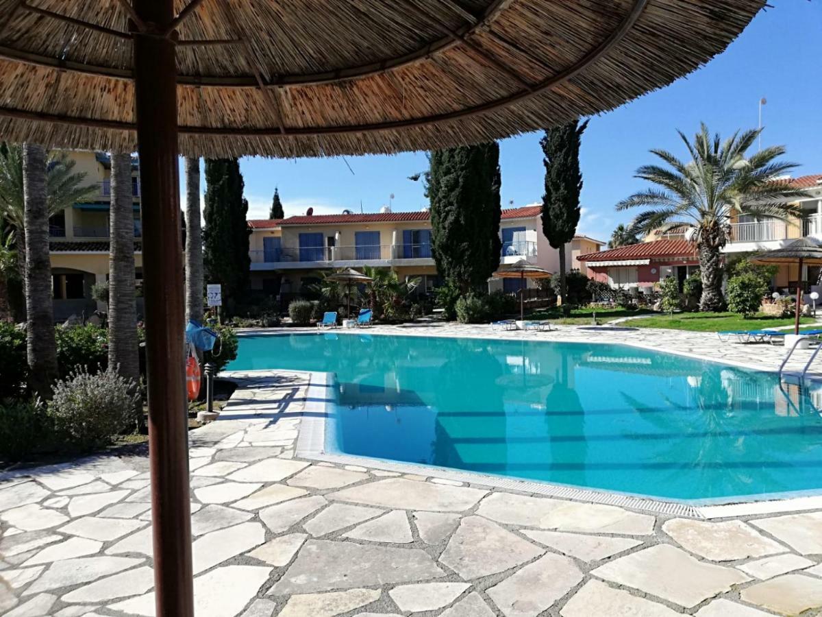 Family Paradise- Luxury Combined With Home Comfort Paphos Eksteriør bilde